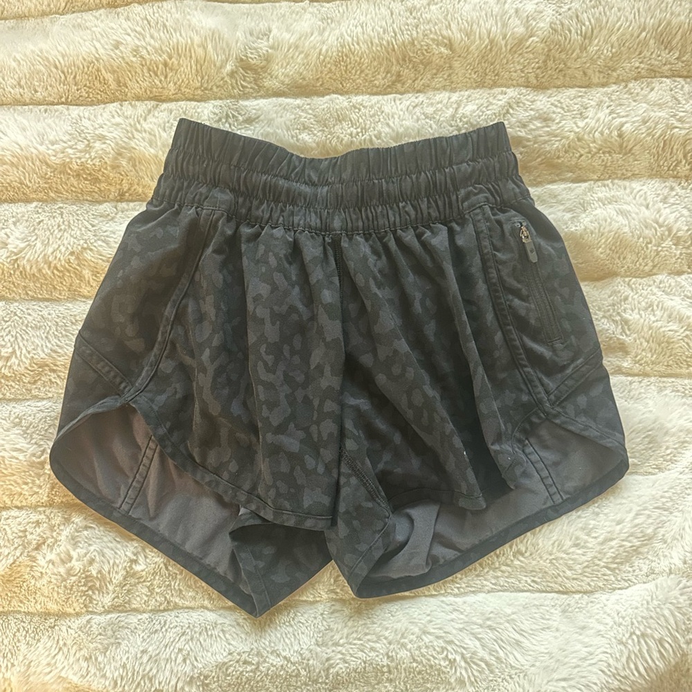 Lululemon Athletica Black Athletic Shorts Lightweight Performance